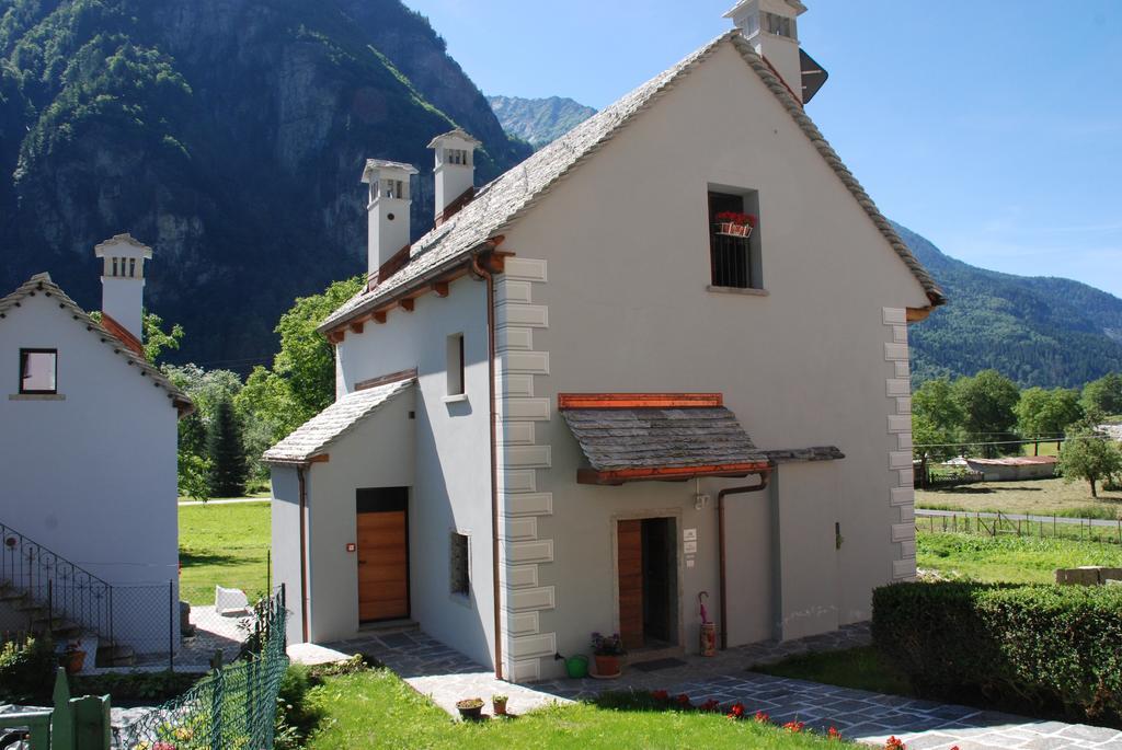 Il Borgo Antico Lägenhet Cadarese Exteriör bild