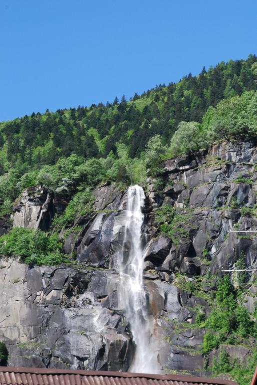 Il Borgo Antico Lägenhet Cadarese Exteriör bild